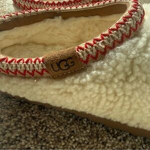 UGG Tasman Maxi Curly Genuine Shearling Slipper